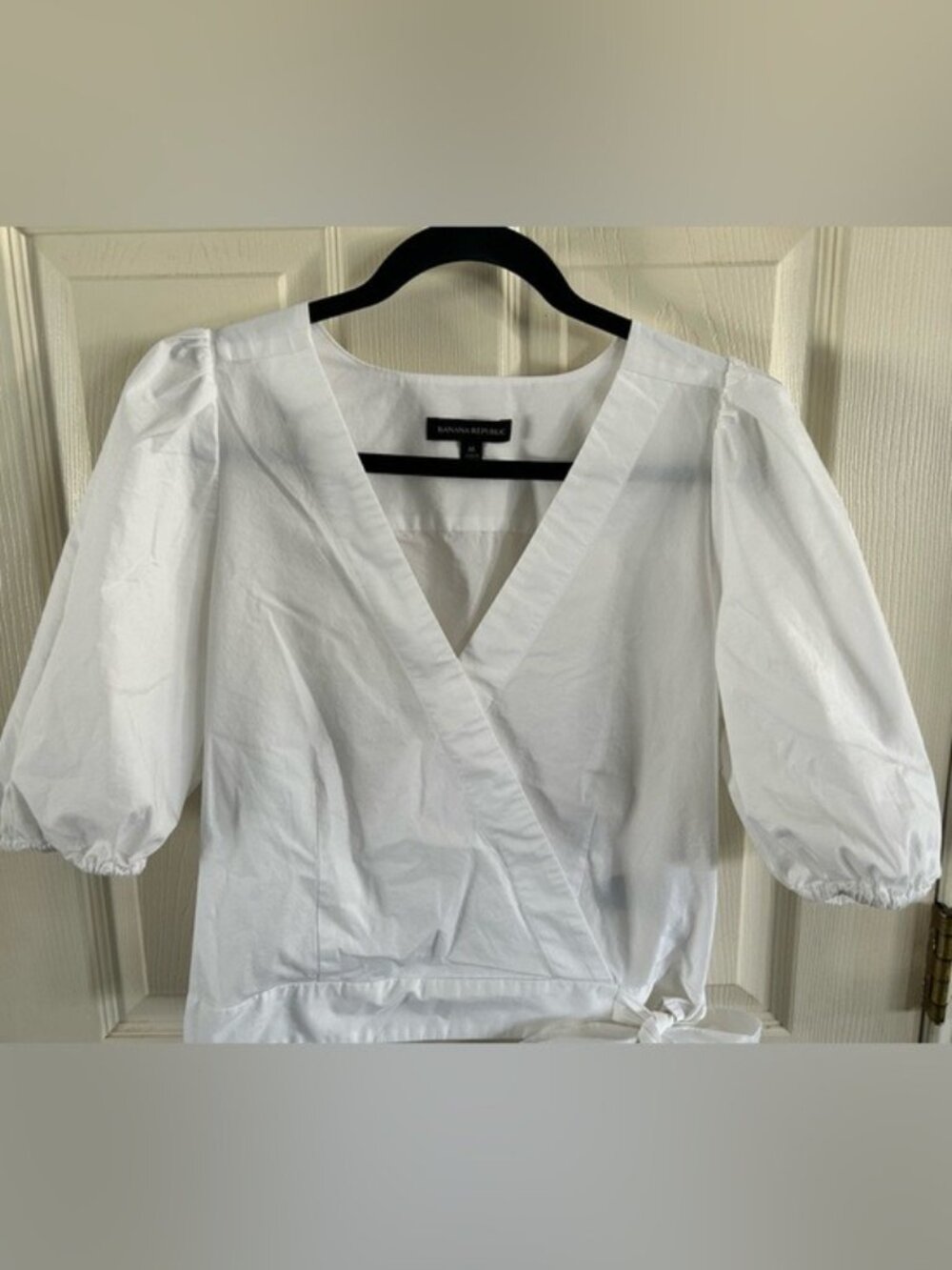 Banana Republic White Wrap Tie Puff-Sleeve Blouse Sz Med Summer Business Casual - Picture 3 of 16